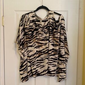 Chic Animal Print Top with Shoulder Cut-Outs
